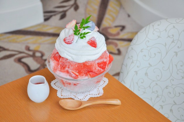 国産夏いちごのかき氷